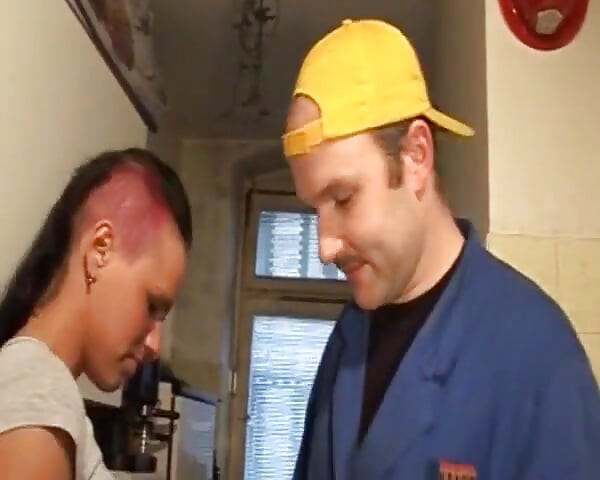 Pelirroja Ama De Casa Intenso Coño Fuerte Primer Plano