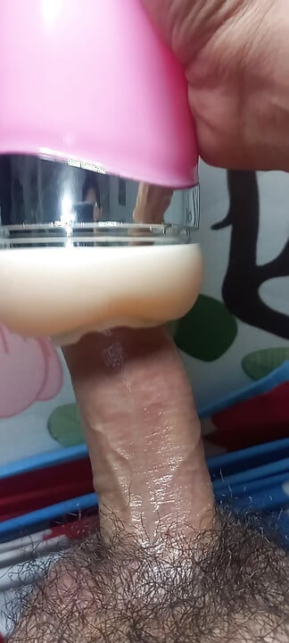 So fucking horny! Solo mastrubating!