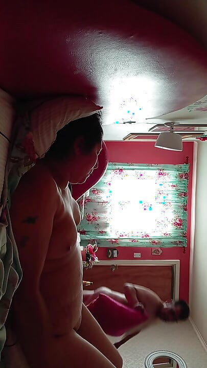 จูบอย่างหลงใหลในขณะที่เราร่วมรัก