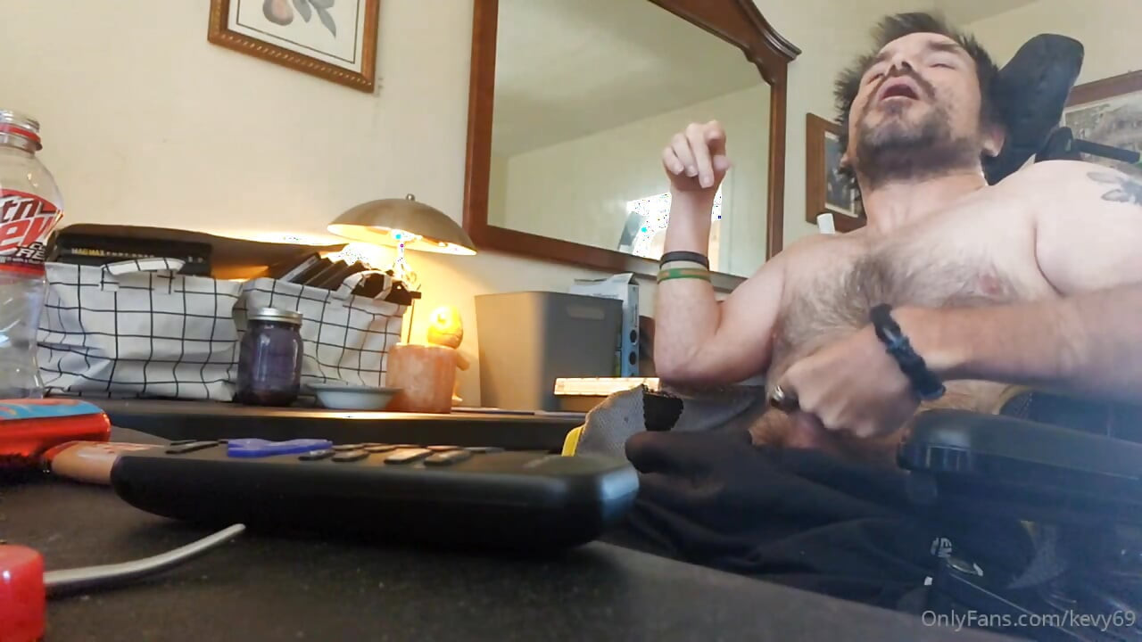 Kevy 69's Cumming On A Tuesday