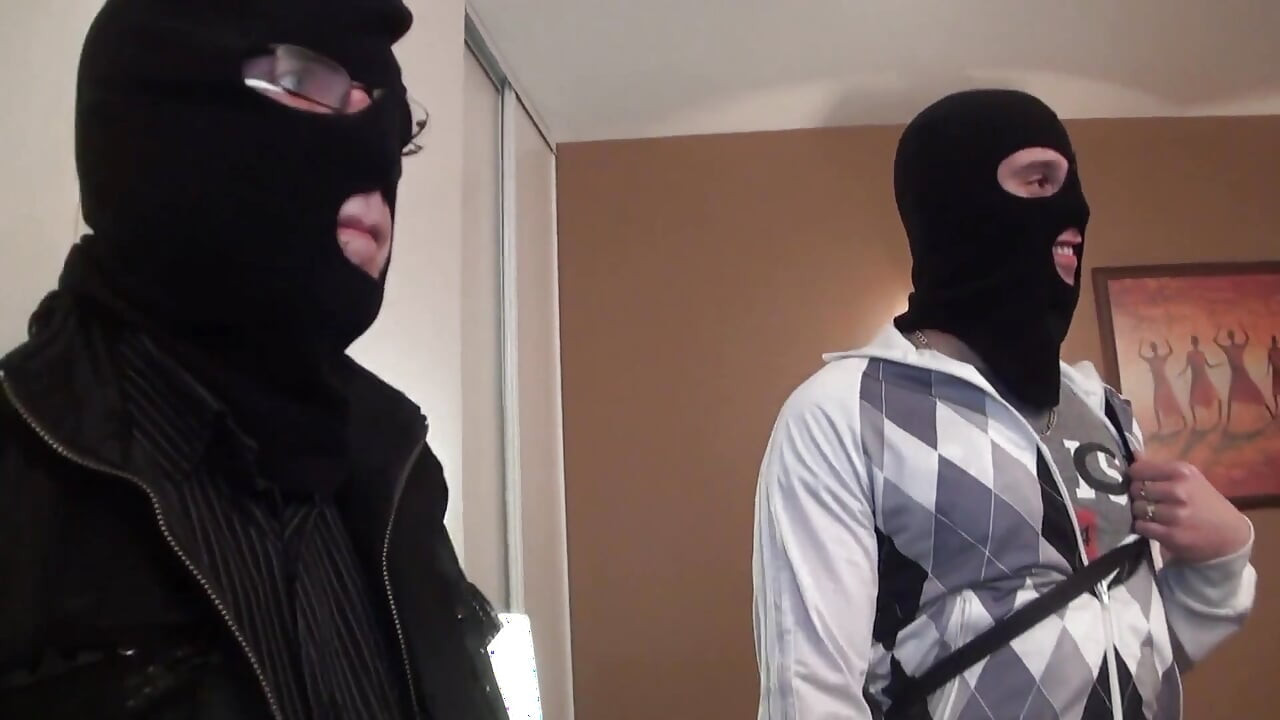 Louise Du Lac Fucked by Two Strangers