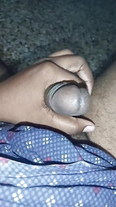 Desi Aunty with Pussy Hole Sucking Cream