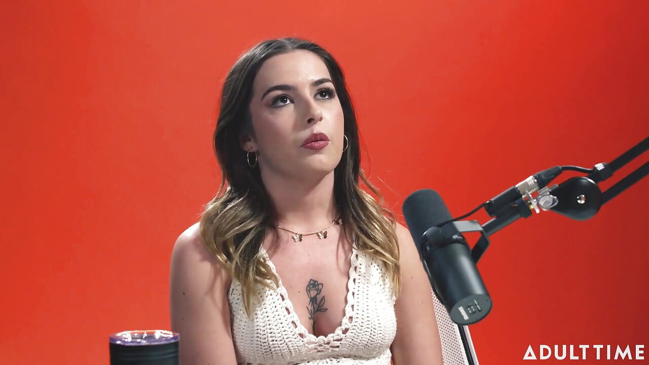Chanel Camryn kraljica drhtanja podcast vremena za odrasle