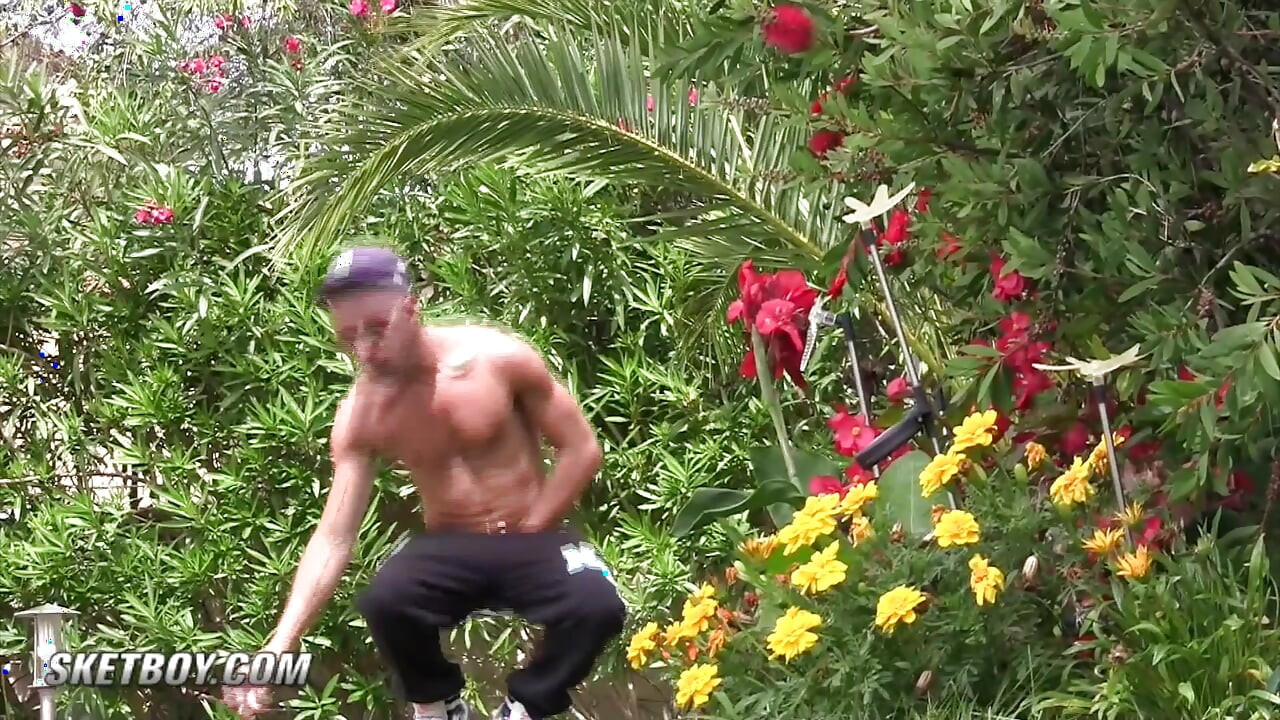 SketBoy.com - Outdoor Footplay