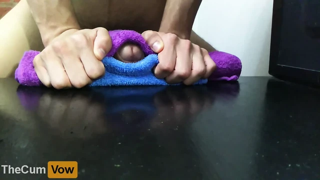 CLOSE-UP: Frotting cock with Towels & Cumming