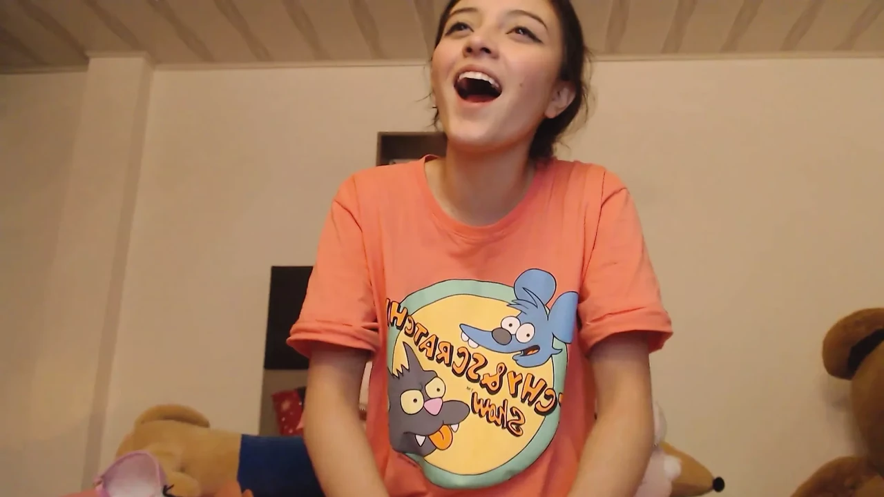 Sexy Colombian Otaku Angela Has a Dreamy Ass and Is Ready