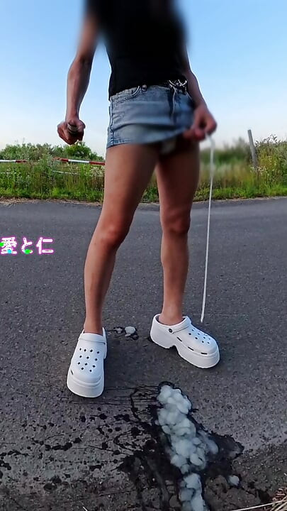 A Japanese Girl Gets Massive Ejaculation Outdoors!! Someone Lick Me!!