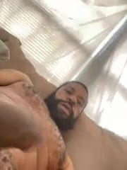 I love to cum