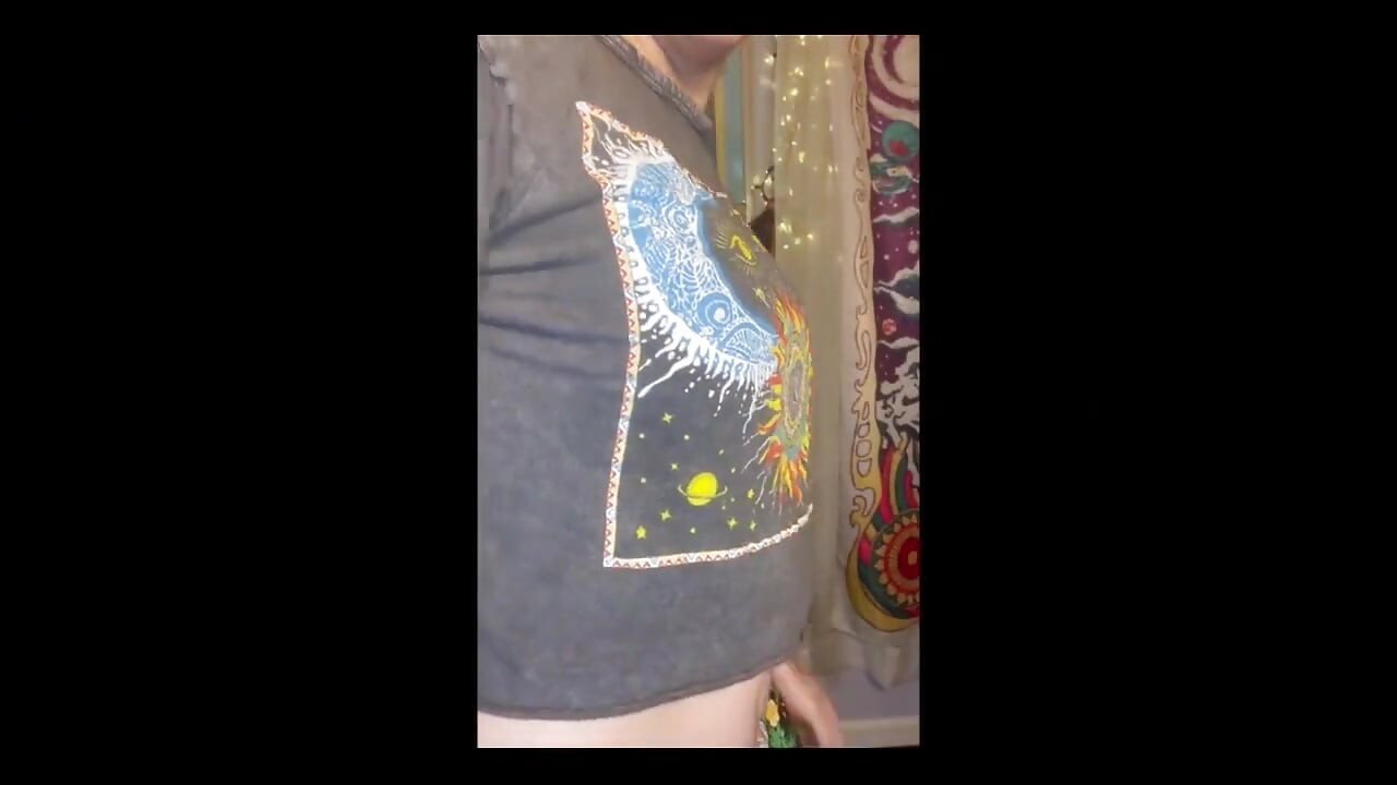 Έκλεψε τα μπόξερ του φίλου της και ήρθε ξανά!