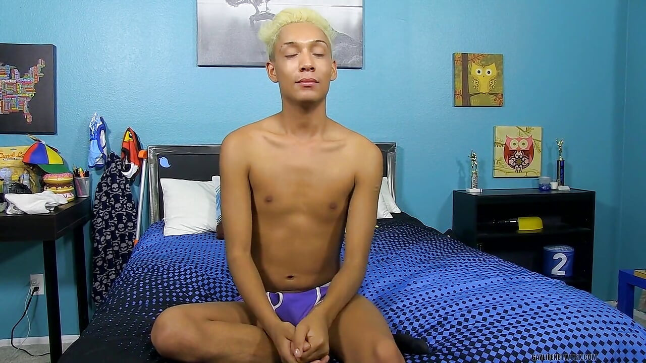 Na place s Hung Twink Andrew