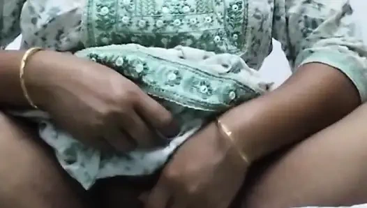 Bakalım hepiniz şişeyle nasıl seks yapıyor