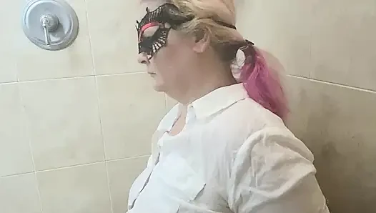 Sexy devote angepisst