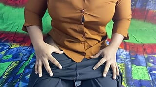 Job Karne Waali Ladki Ko Choda Hindi Aawaz Ke Saath