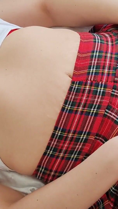 18 Year Old Teen Cums Hard on Vibrator. Now I Torture Her into Hysterical Convulsions and Twitching | Clip 1