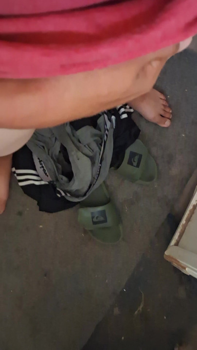 I'm hard and ready for pussy who wants to ride it