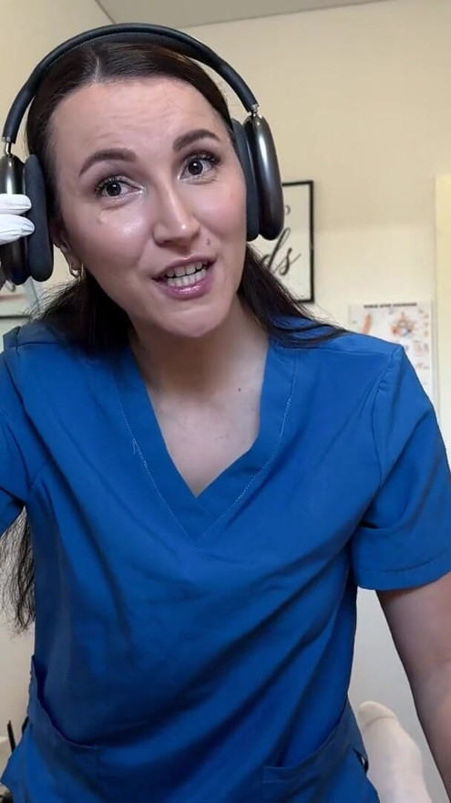 He Came Twice On The Massage Table - Handjob & Blowjob | Clip 1