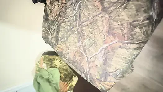 Раком с возбужденной шлюшкой-толстушкой в любительском видео от первого лица