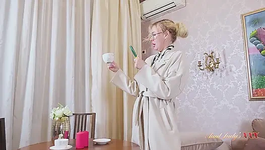 AuntJudysXXX - Возбужденная Милфа-стюардефа Мишел Трахает Незнакомца В Ее Гостиничном Номере
