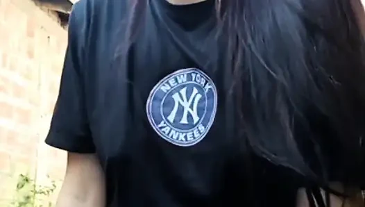 Sexy Girl Streams and Touches Herself for Fans