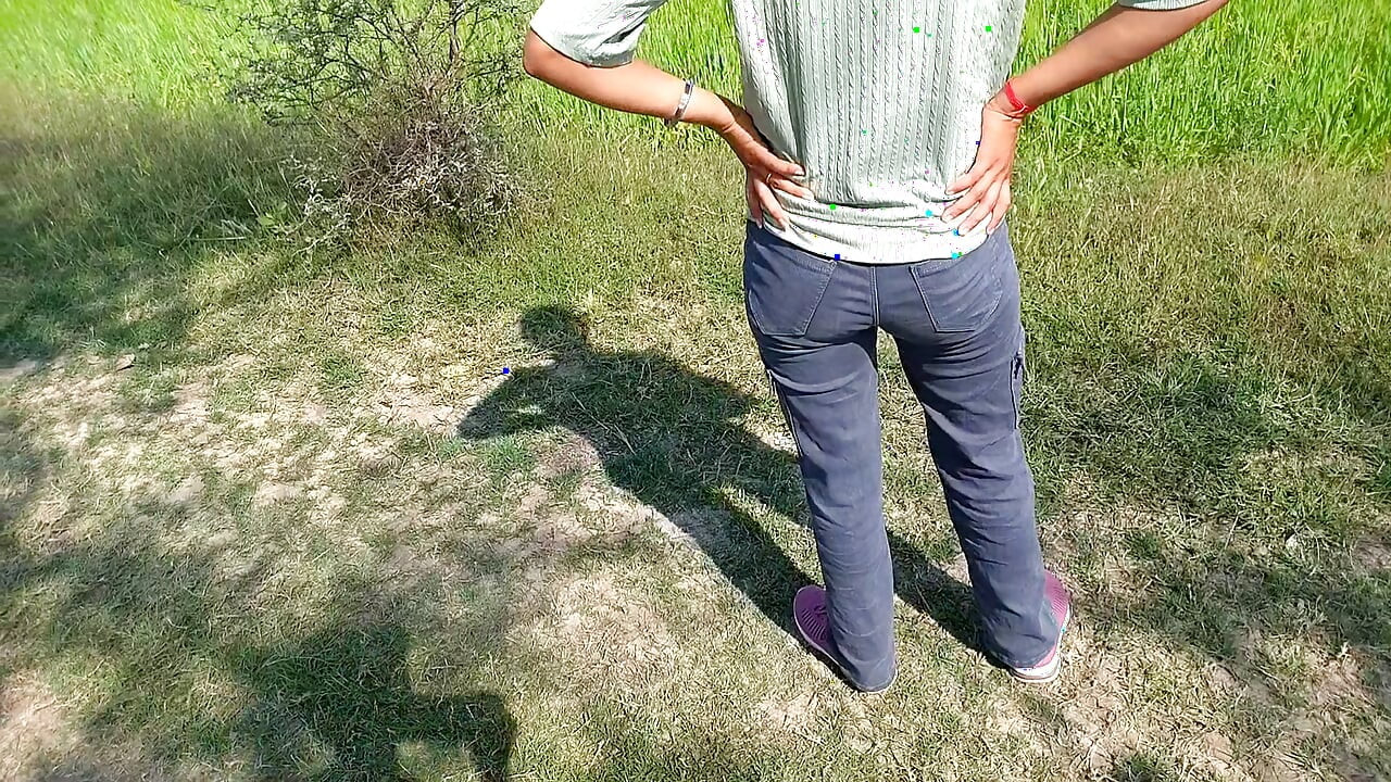 Didi's friend sucked his cock in the fields, girlfriend's mouth fucked, desi village girl fucked Hindi audio, xxx, mms, xvideos, porn