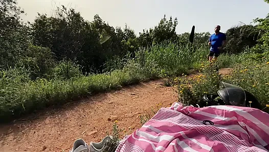 Я занимаюсь сексом на улице с идеальной латиноамериканкой, которую нашёл на улице — Лола Братц