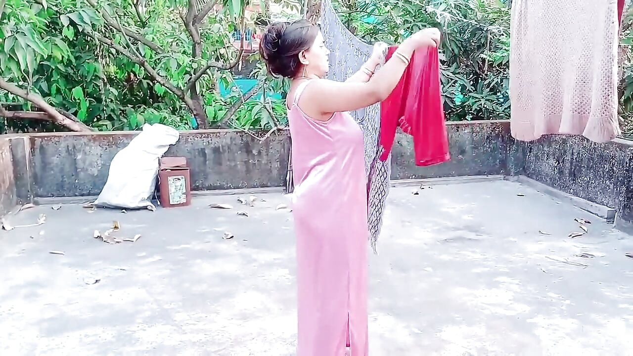 সৎ বোনকে বাড়িতে ডেকে সেক্স করা হলো যখন সৎ মা বাড়িতে ছিল না