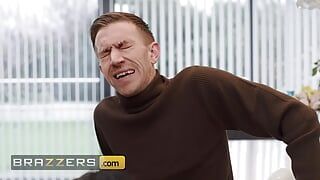 Claudia Bavel's Hires Danny To Discourage Her From Getting Married He Ends Up Fucking Her Pussy - BRAZZERS