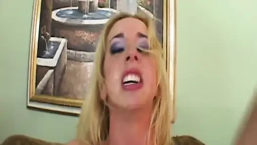 O kötü bir kızdı