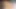 Kız tek başına mastürbasyon yapıyor ve orgazm olana kadar grup seks porno filmi izlerken inliyor