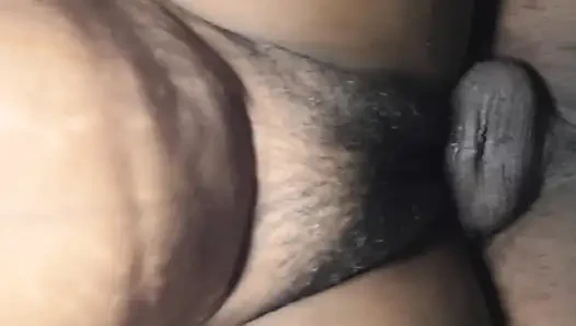 Tergoda sama orang yang sama orang asing