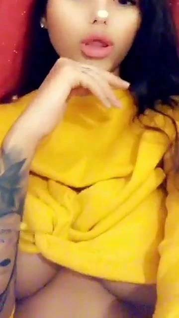 Huge Boobs sexy Body