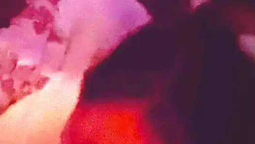 Aku nyepong pacarku waktu suamiku lagi asik nyepong kontolku.