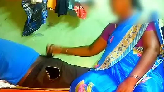 Hintli ev hanımı teyze oral seks yapıyor