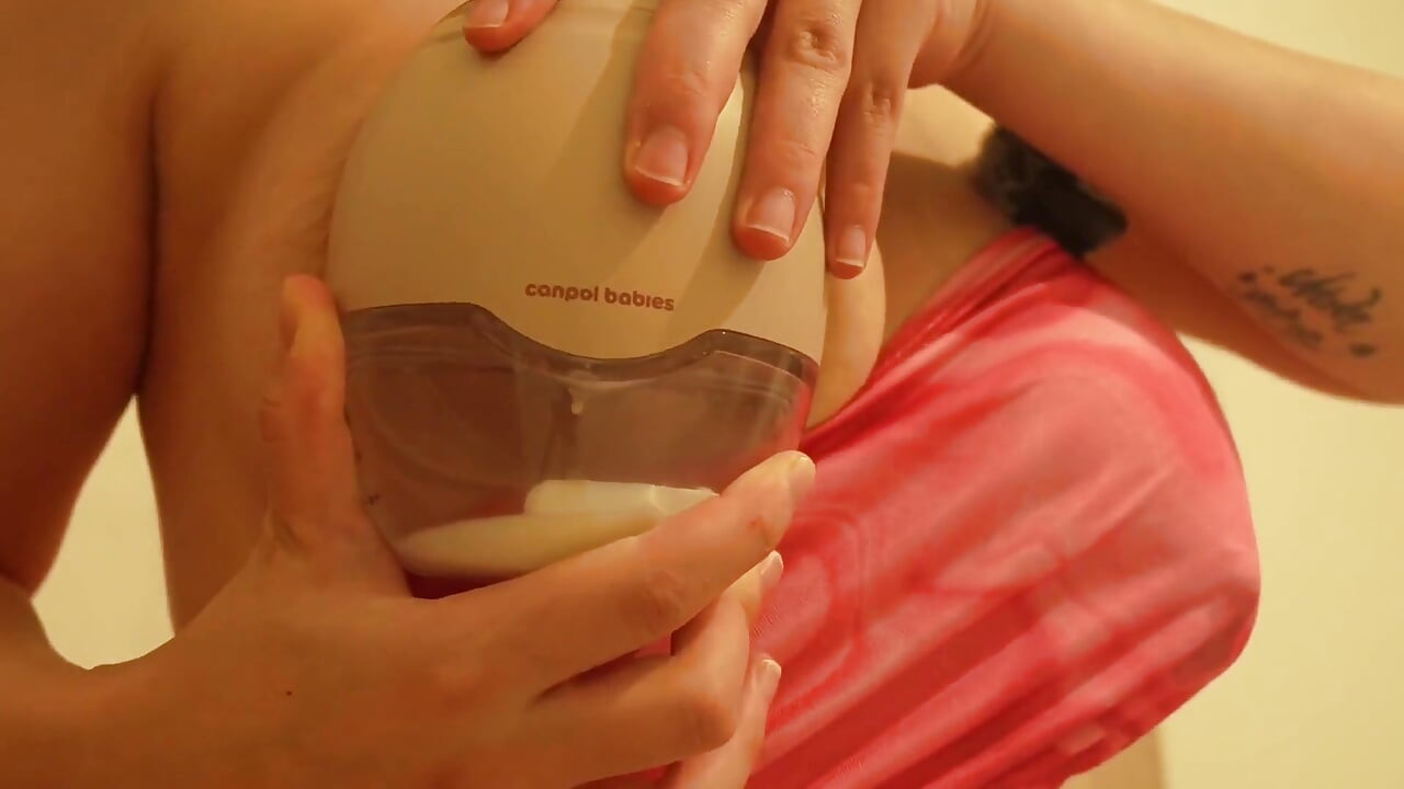 Giantess Milk Pumping
