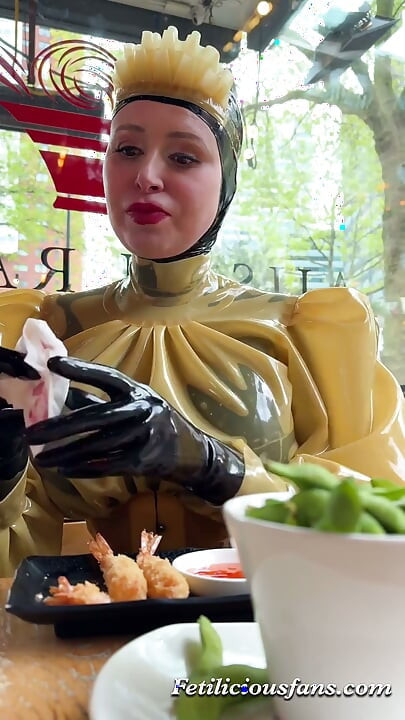 Latex Adventures in Rotterdam