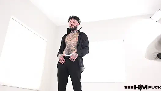 Bts dövmeli dövmeli tatte Tommy çıplak sandy love'ın amını sikiyor!