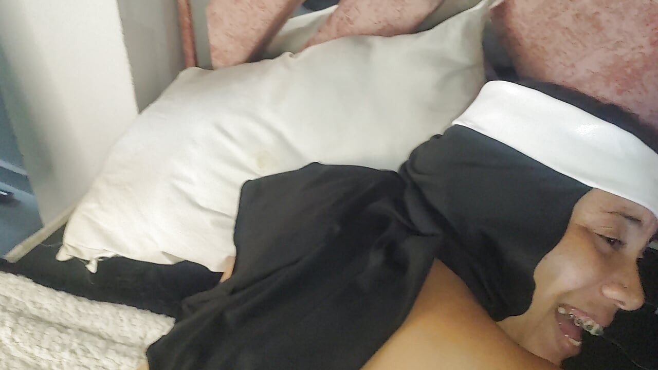 Musim Berempat - Convent Amen