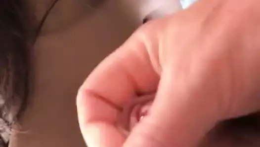 Siyah bebek dölle kaplı