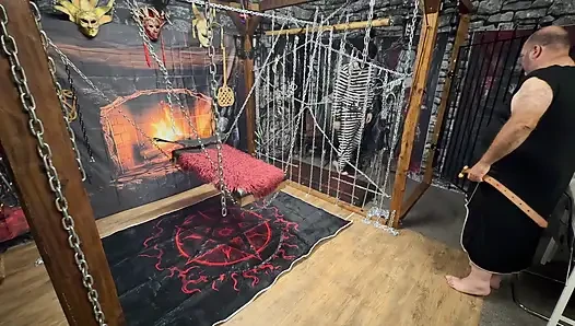 Part 1:- Lanista Bear & Domina Satana takes Well-Hung in the dungeon for the first time.