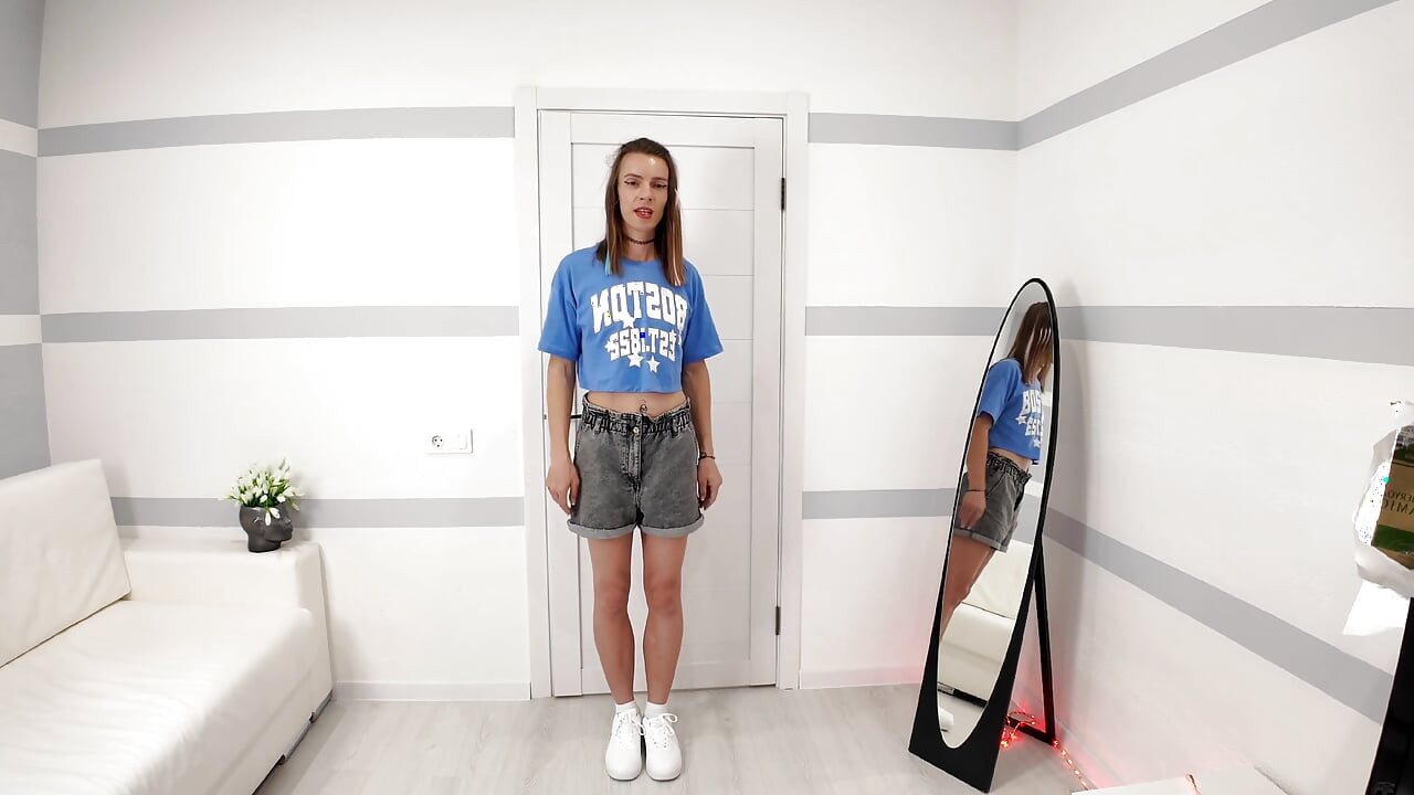 لياقة بدنية مثيرة مع أوليا ماي