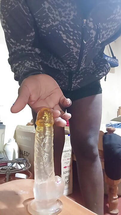 Bog booty fyr rider på sin dildo