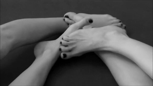 For Footlovers :P schwester und ich