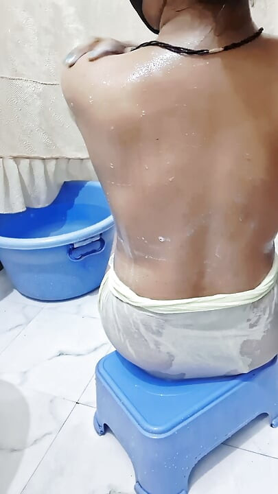 Indian sister-in-law's naked bathing video