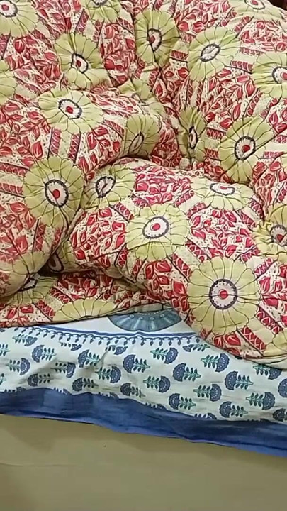 Fiul meu vitreg lay în apropiere și m-a ținut strâns futut toată noaptea | Clip 1