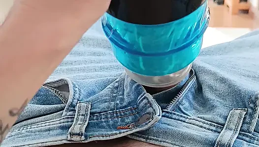 Oyuncağım beni kendime boşaltıyor