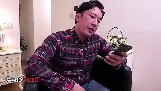 Ema Kato'nun şehvetli kimono karşılaşması yoğun yatma zamanı zevkine yol açıyor