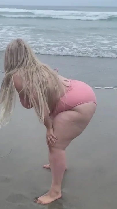 CHUBBY BLONDE BBW FROLICKING on the BEACH