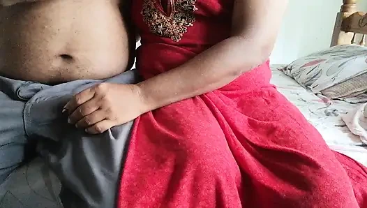 Kerala Malayali Chechi массирует