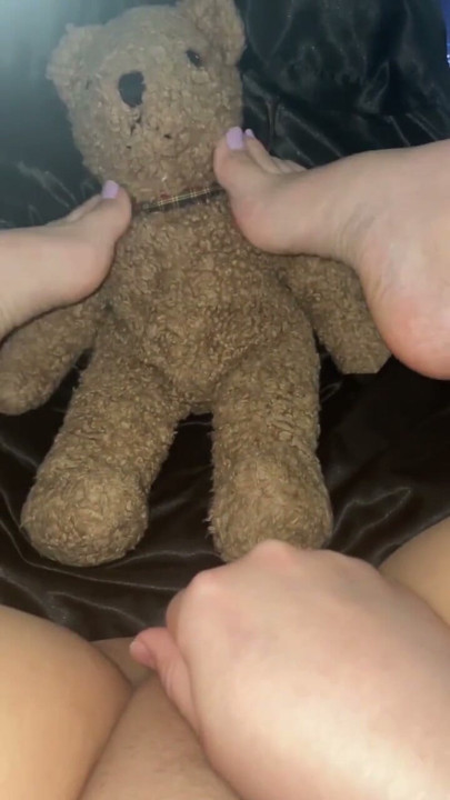 CUTE GIRL NEXT DOOR MASTURBATE IN SHOWER- COMPILATION- AMATEUR- SAUDI- ARABIAN SNOWWHITE- LOS ANGELES- UNITED STATES- WANTS BBC | Clip 1