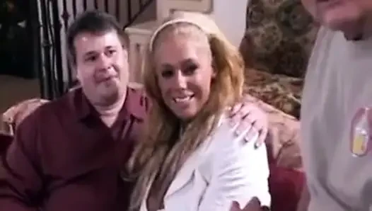 Superb blonde chick gets roughly fucked on the couch